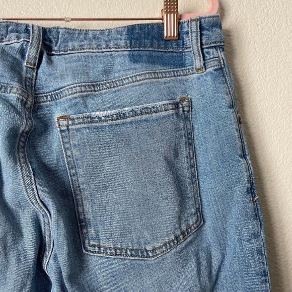 Abercrombie & Fitch Jeans Womens Size 32 Blue The Mom High Rise Distressed Denim - Picture 7 of 12